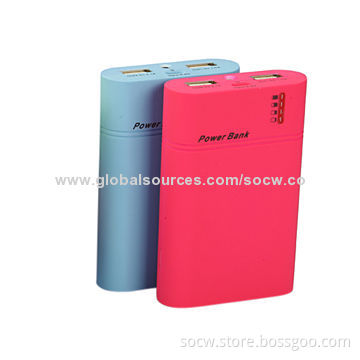 8,400mAh High-quality Portable Power Banks with Dual USB, LED Flashlight and 4 Indicators